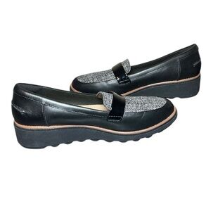 Clarks Sharon Gracie Black and Gray Comfort Flats Penny Loafer Size 10